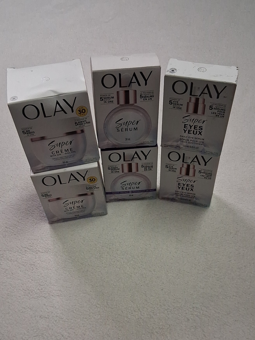 OLAY Super Serum & Super Eyes Set in White Packaging